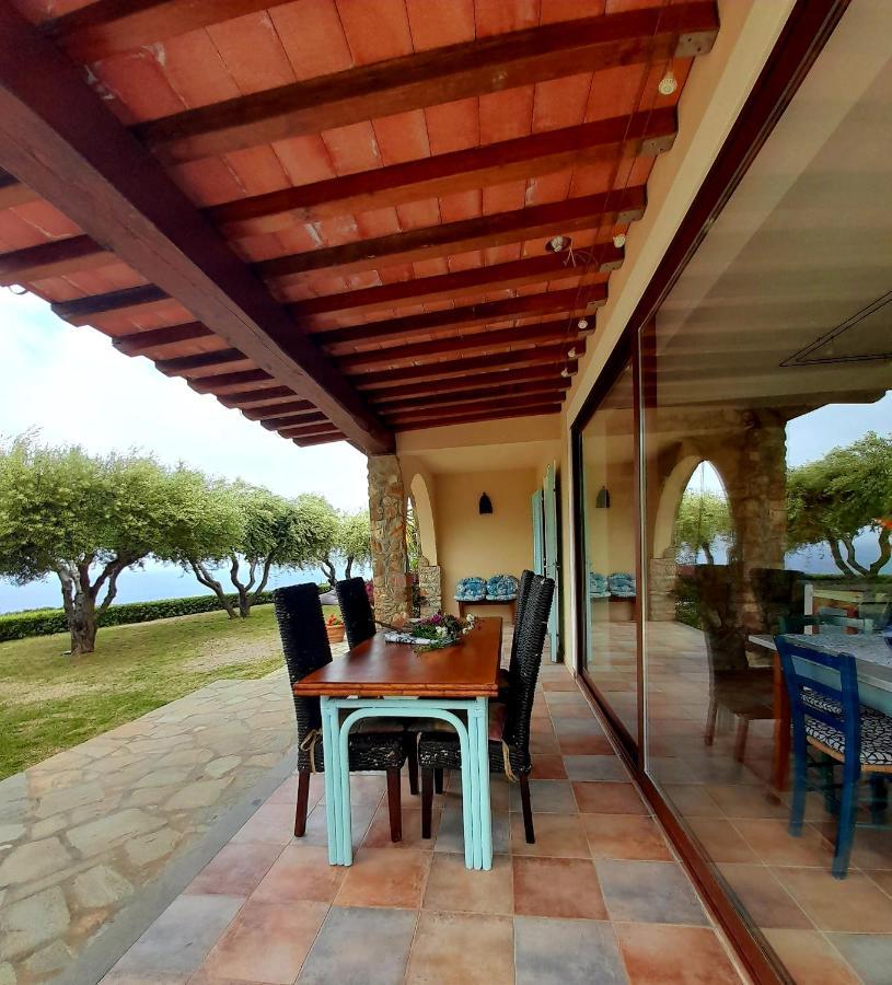 Villatramontistella Suite Каполивери Екстериор снимка